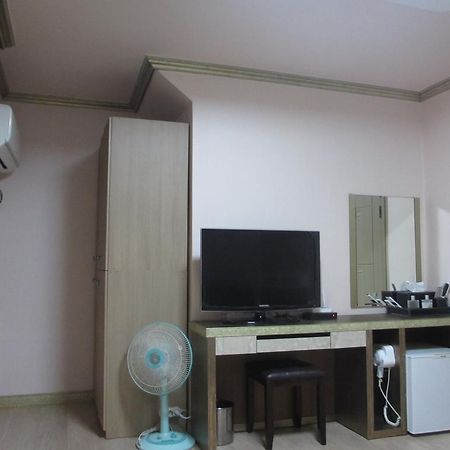 Moiri Guesthouse Yeosu Ngoại thất bức ảnh