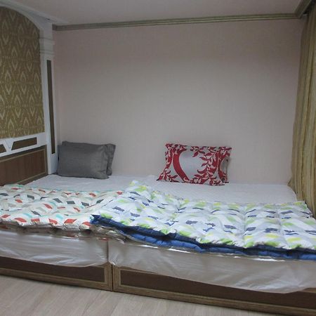 Moiri Guesthouse Yeosu Ngoại thất bức ảnh