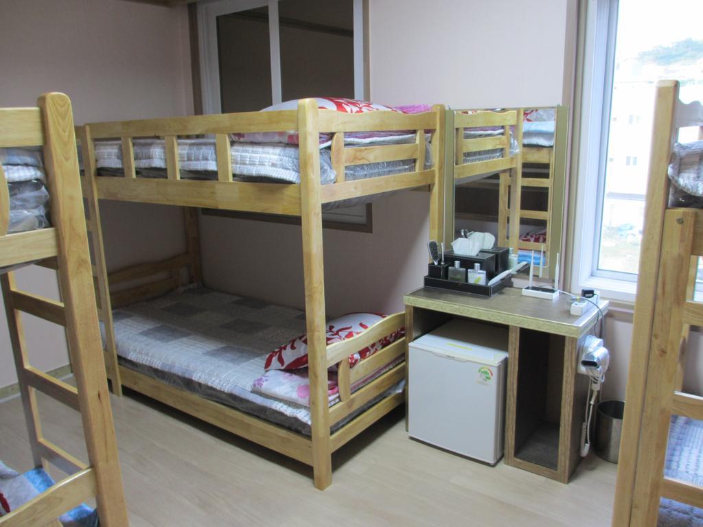 Moiri Guesthouse Yeosu Ngoại thất bức ảnh
