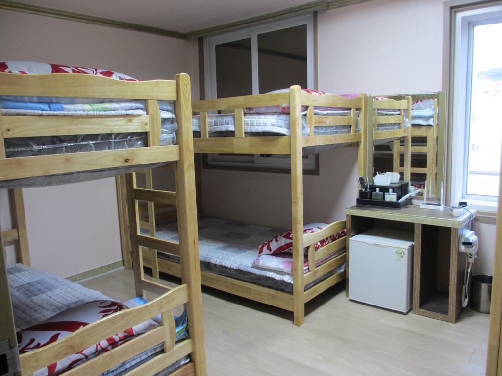 Moiri Guesthouse Yeosu Ngoại thất bức ảnh