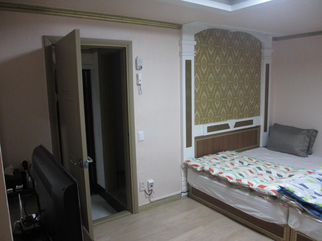 Moiri Guesthouse Yeosu Ngoại thất bức ảnh