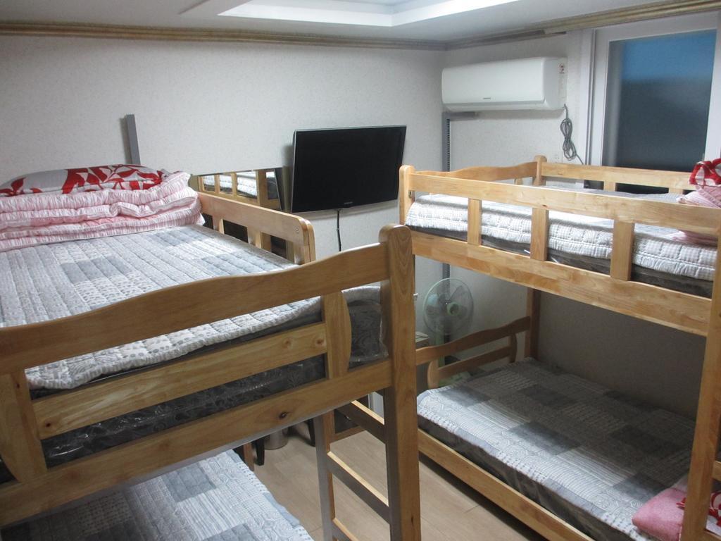 Moiri Guesthouse Yeosu Ngoại thất bức ảnh